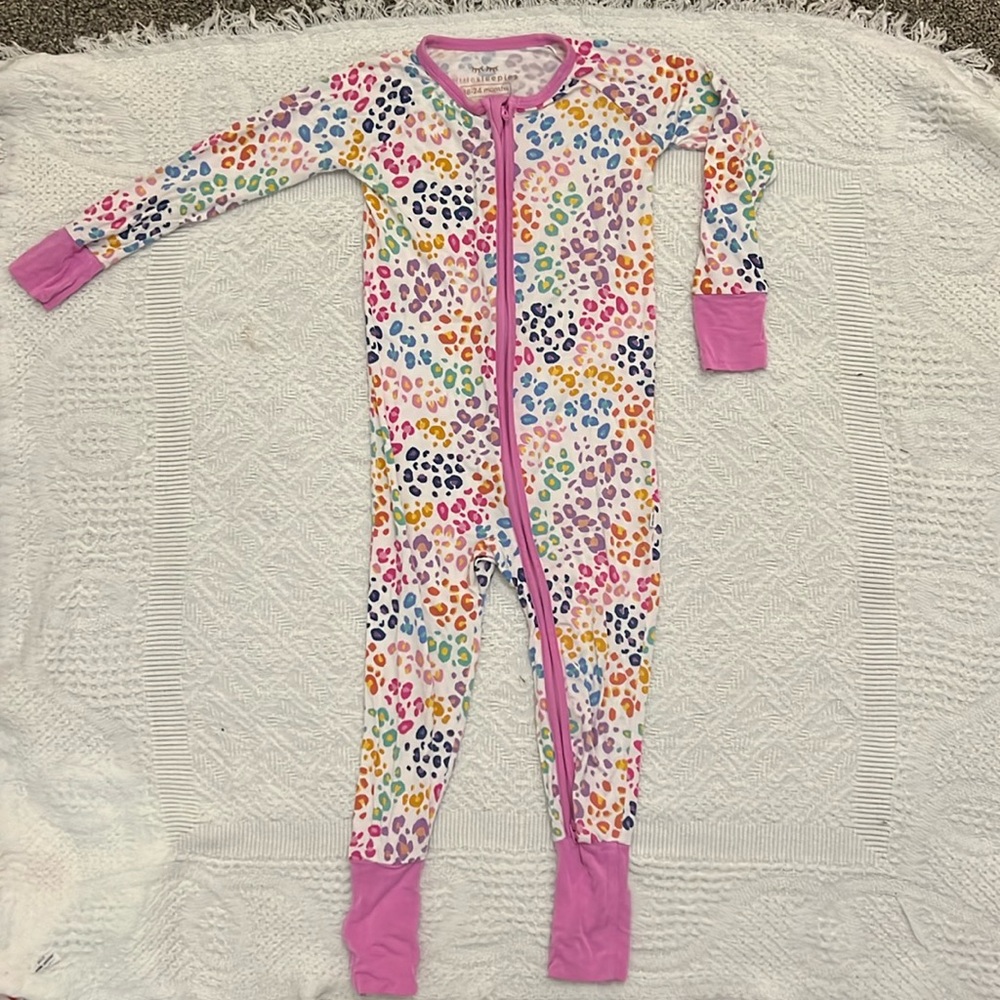 Little Sleepies. 18-24 months. Rainbow cheetah print.